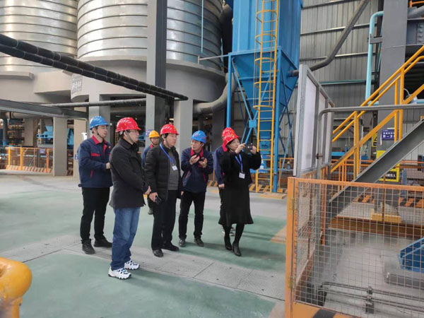 省標(biāo)準(zhǔn)化評審組到公司開展評審工作 省標(biāo)準(zhǔn)化評審組到公司開展評審工作