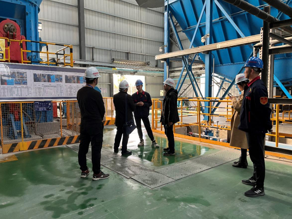 經(jīng)濟(jì)日報到建材公司調(diào)研 經(jīng)濟(jì)日報到建材公司調(diào)研